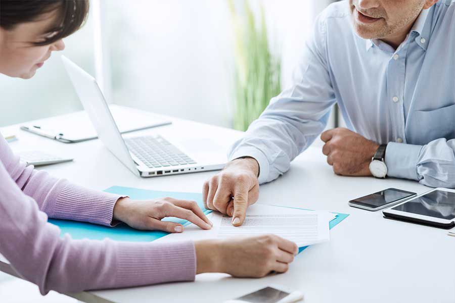 Ballena Center Agencia Inmobiliaria tiene un asesor personal que le acompañará. BALLENA CENTER en Rota